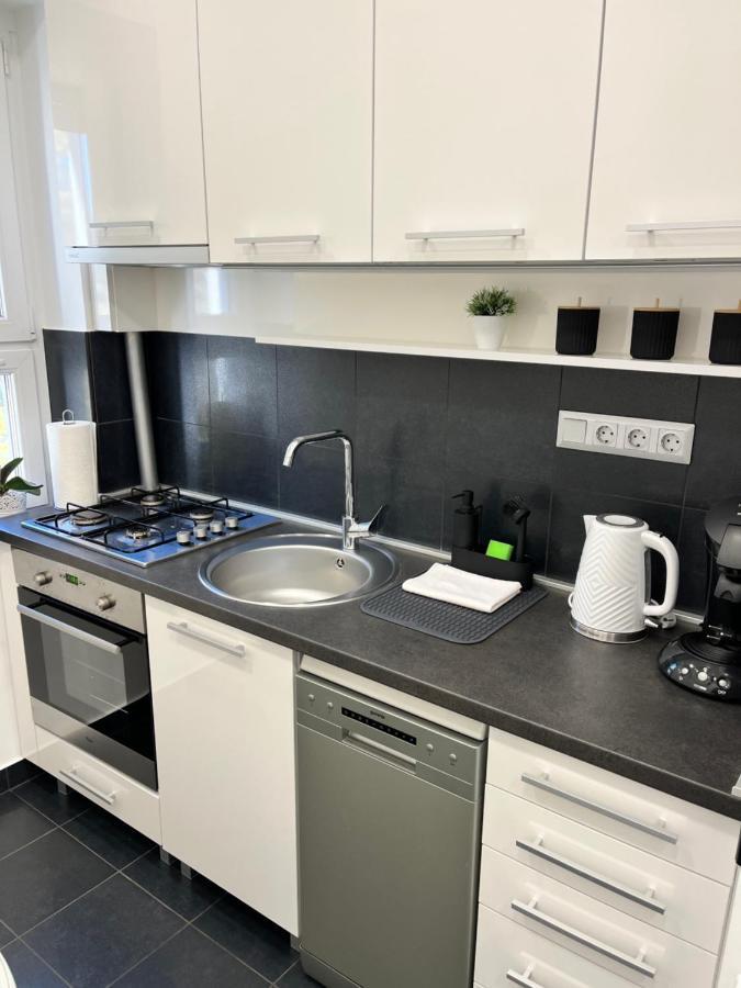 Martina apartman Békéscsaba Extérieur photo