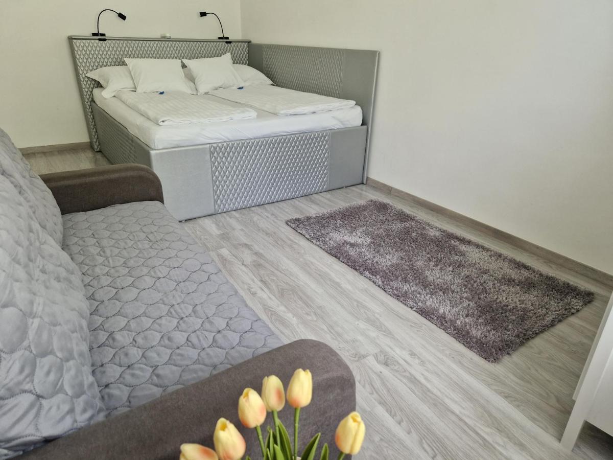 Martina apartman Békéscsaba Extérieur photo